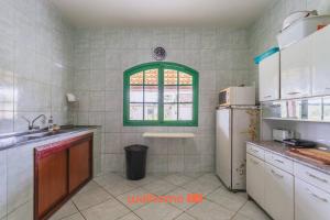 Casa com piscina em Cachoeiras de Macacu
