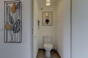 Appartements 067 - Juvignac T2, Golf, Piscine, Clim, Parking : photos des chambres