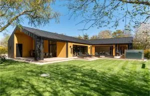 Lovely Home In Græsted With Sauna - Græsted