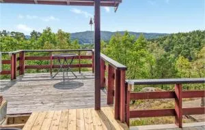 Amazing Home In Mandal With Wifi - Marnardal