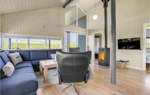 Beautiful Home In Hemmet With Wifi