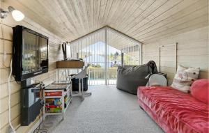 Beautiful Home In Hemmet With Wifi