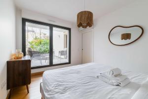 Appartements Appartement lumineux avec terrasse Courbevoie - 4P - FLAT-GUEST : photos des chambres
