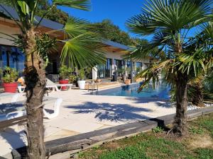 VILLA EDEN