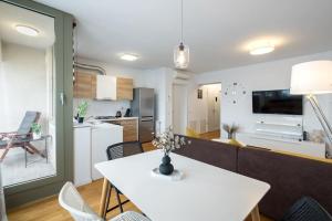 Sky View - Golden Horizon