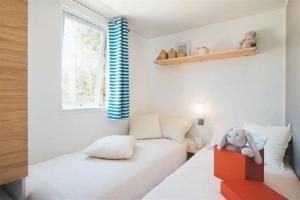 Campings Camping La Touesse : Mobile Home (4 Adultes)