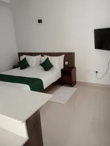 Highland Rhinor - Iten