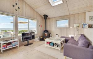 4 Bedroom Cozy Home In Assens