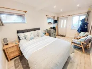 Cosy Coastal Getaway - West Wittering
