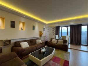 Executive Flat by CHR Luxury Property