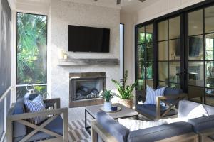 Montage Deluxe 4 Bedroom Moreland Village Home 5737