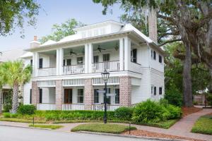 5 Bedroom Wilson Village Home 61