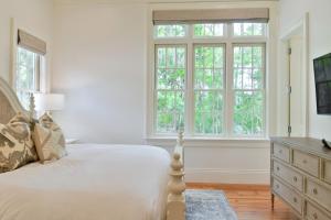 Signature 4 Bedroom Residence 1033