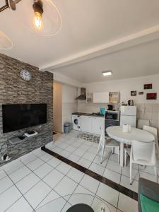 Appartements F1 200 metre de la GARE : photos des chambres