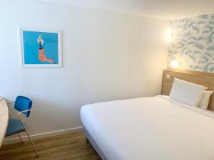 Hotels Kyriad Cannes - Mandelieu : photos des chambres