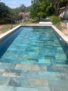 Studio sur un domaine doliviers