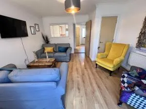 Swallows Court - Seaton - Axmouth