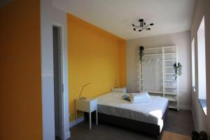 Wonderful house on water with 5 bedrooms and bathrooms