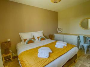 Villas Villa Lisette, un meuble de tourisme 3 etoiles au coeur de Goult : photos des chambres