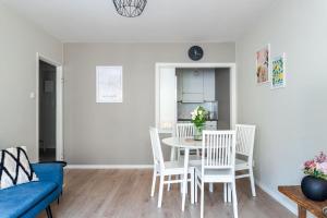 Charming 1BR City Apartment with Great Location