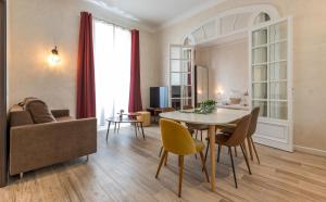 Appartements Residence Montaigne - Luxurious - 350m Palais - LRA Cannes : photos des chambres