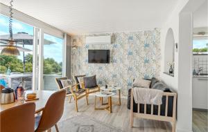 2 Bedroom Awesome Apartment In Allinge