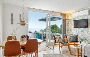 2 Bedroom Awesome Apartment In Allinge