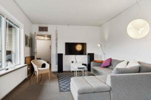 Large Summer House In Bandholm On Lolland