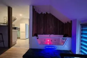 Balnéo Nuits Douces Rouen - 小克维伊