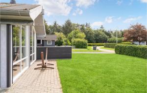 3 Bedroom Lovely Home In Farsø