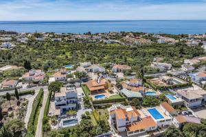 Villa David by Villa Plus