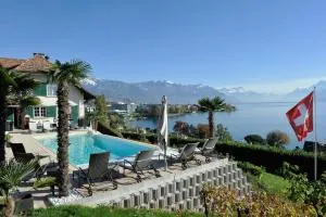 Riviera Beach - 沃韦