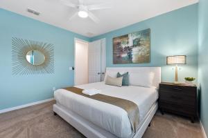 Camp Mickey At Solara Resort - Resort Home, Spa, By Shine Villas 841