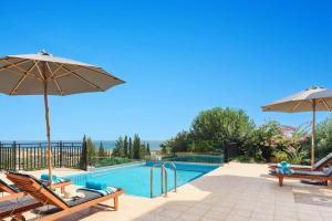 Villa Petalouda by Villa Plus