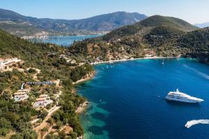 Villa Votsalo Desimi by Villa Plus