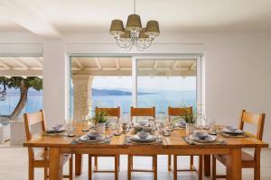 Villa Ester by Villa Plus