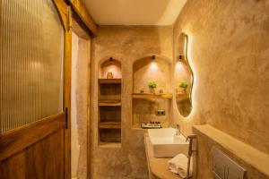 La Vaiencia luxury apartments - Siolim