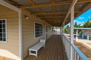 Elenas Modern 2BR Comfy Home