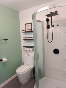 Elenas Modern 2BR Comfy Home