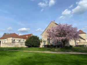 B&B / Chambres d'hotes Abbaye de Reigny - Esprit de France : Maison 5 Chambres
