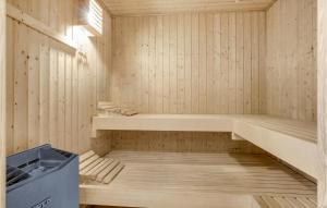 Nice Home In Væggerløse With Sauna
