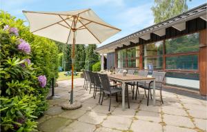 Nice Home In Væggerløse With Sauna