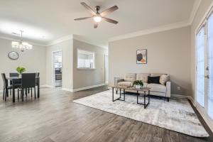 Crest at East Cobb 1826E Comfort,Spacious 2Bd 2Bt