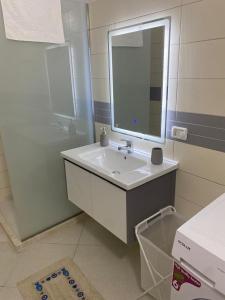 City Charm Apartment 500mbs