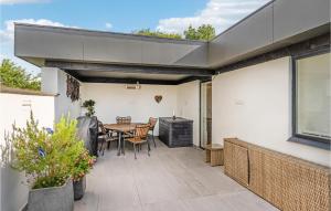 3 Bedroom Lovely Home In Børkop