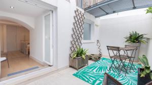 1BDR with Terrace in Alfama Centre by LovelyStay