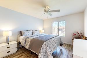 Canyon Country Club Unit 58