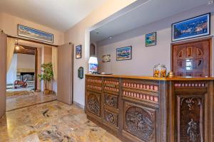 Hotels Logis Hotel De La Corniche : photos des chambres