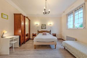Hotels Logis Hotel De La Corniche : photos des chambres