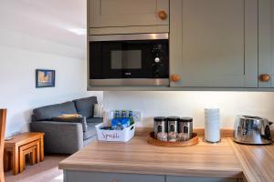 Finest Retreats - The Barn at Prowses Farm